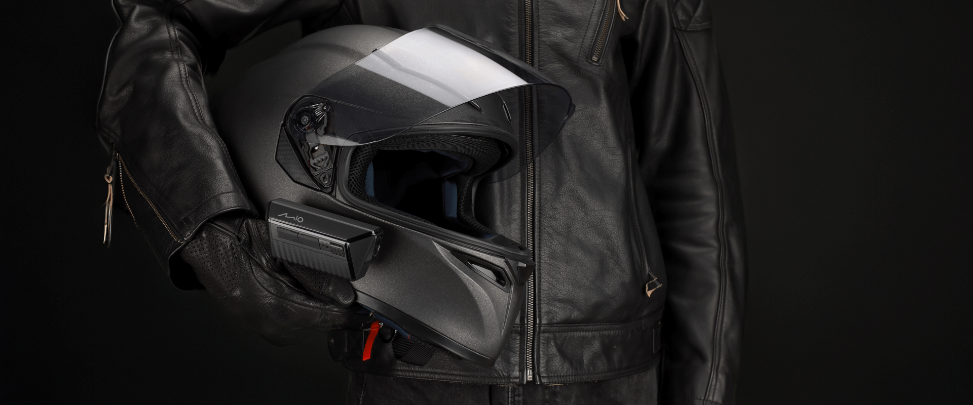 Vaizdo registratorius motociklui Mio MiVue™ MP 30 GPS, 2.5K resolution, WIFI, 4.5 battery,  IP67 aprašymas - Prekės nuotrauka