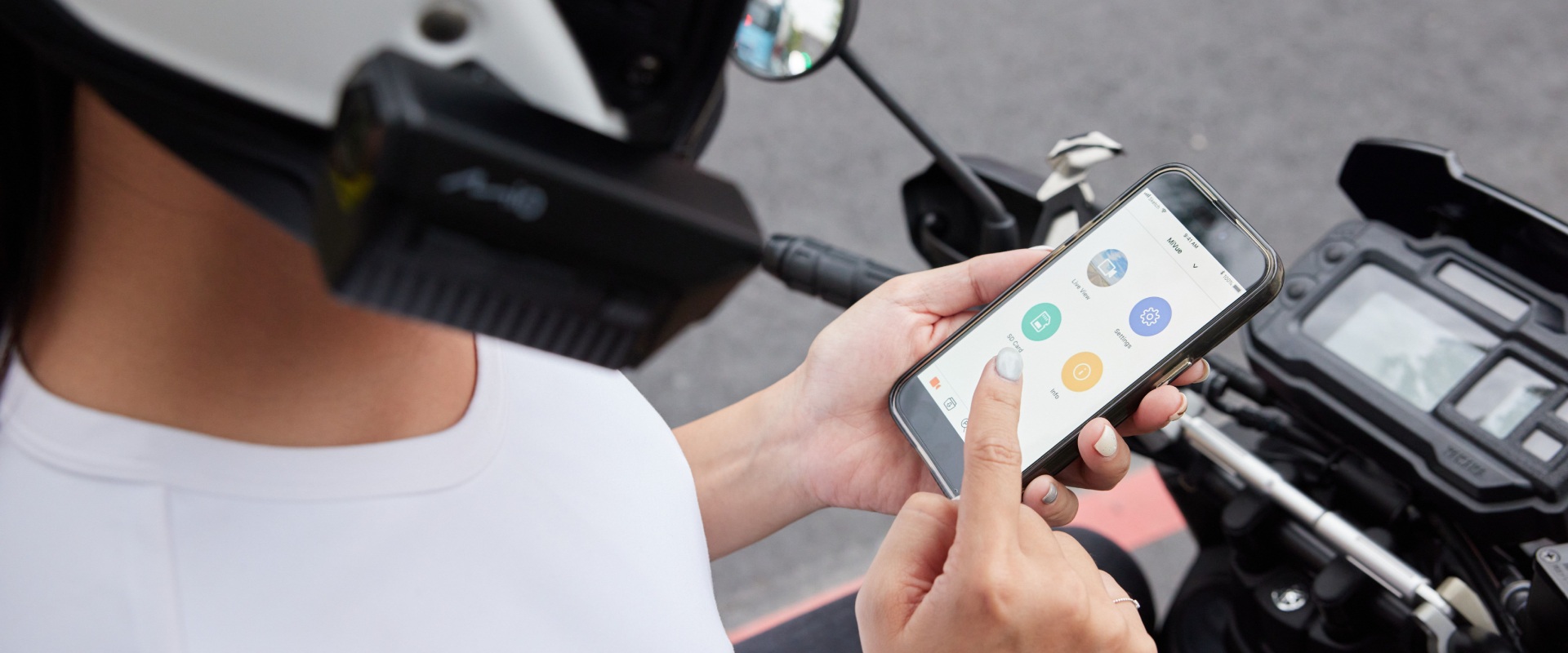 Vaizdo registratorius motociklui Mio MiVue™ MP 30 GPS, 2.5K resolution, WIFI, 4.5 battery,  IP67 aprašymas - Prekės nuotrauka
